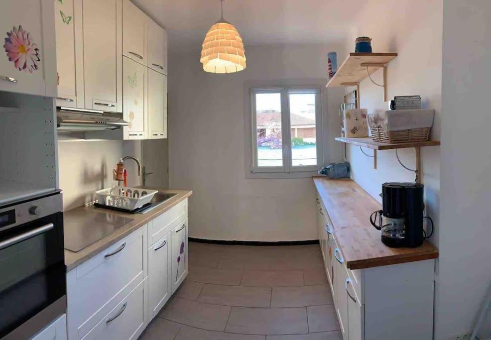 Appartement Familial En Bord De Mer Ла-Сейн-сюр-Мер Екстер'єр фото